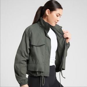 NWT Athleta Canopy Parachute Jacket Short size M in Mountain Olive
